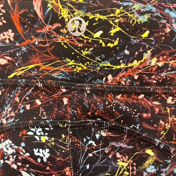 Like New- Lululemon Invigorate High Rise Tight 25” - Picture 8 of 10